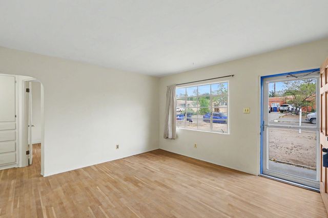 1311 Dartmouth Drive NE, Albuquerque, NM 87106