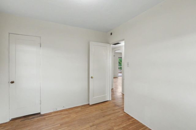 1311 Dartmouth Drive NE, Albuquerque, NM 87106