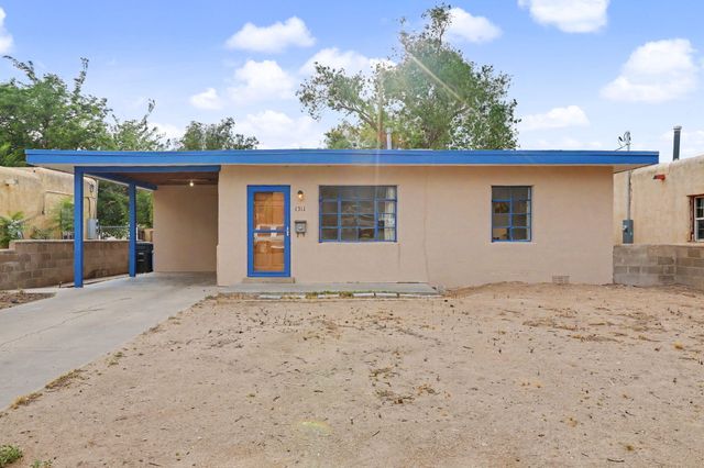 1311 Dartmouth Drive NE, Albuquerque, NM 87106