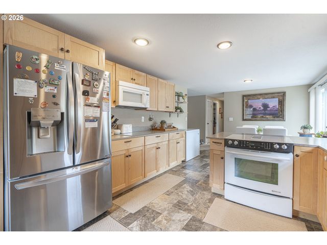507 N 19TH Ave 88, Cornelius, OR 97113