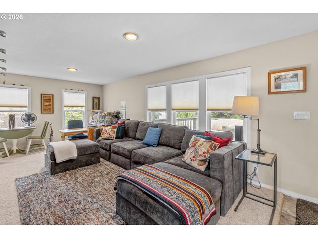507 N 19TH Ave 88, Cornelius, OR 97113
