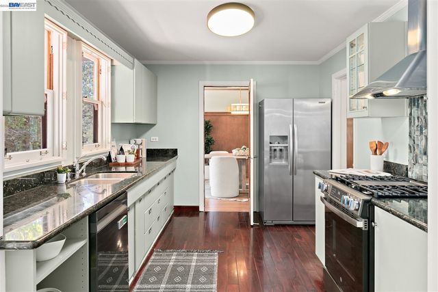 3500 Seminary Ave, Oakland, CA 94605