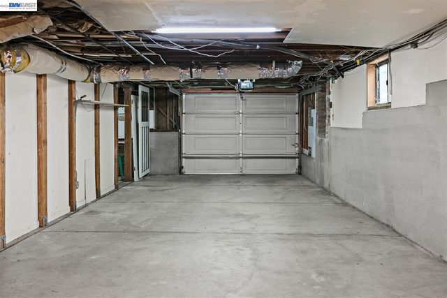 3500 Seminary Ave, Oakland, CA 94605