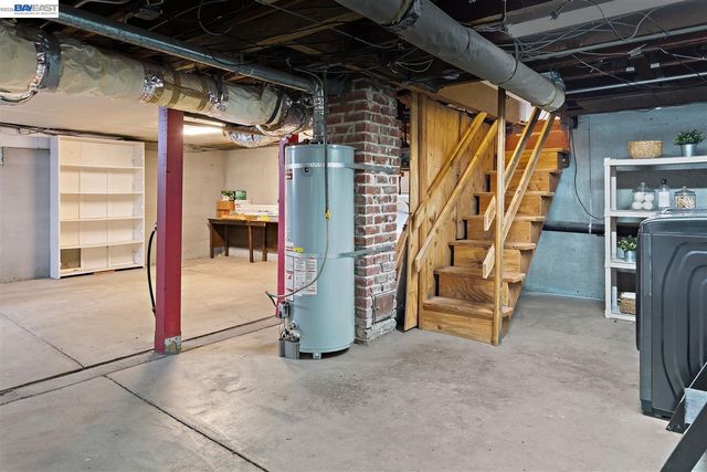 3500 Seminary Ave, Oakland, CA 94605