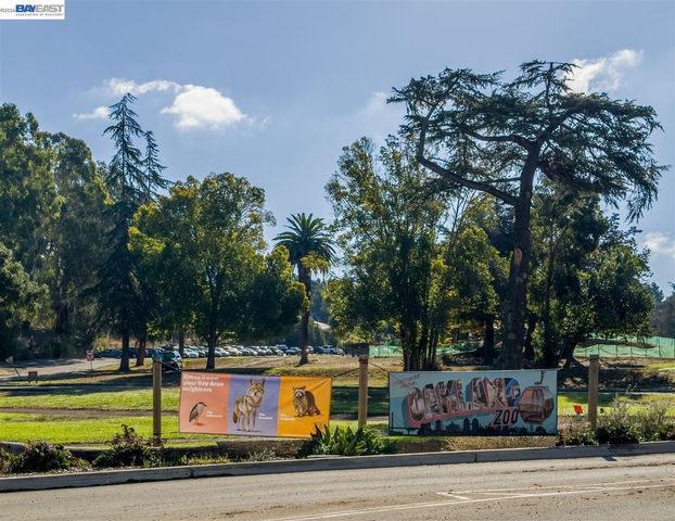 3500 Seminary Ave, Oakland, CA 94605
