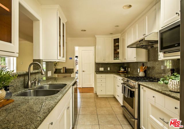 2803 Hermanos Street, Pasadena, CA 91107