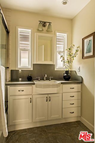 2803 Hermanos Street, Pasadena, CA 91107