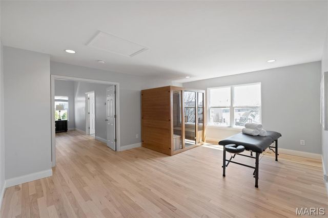 294 Fox Ridge Drive, St Charles, MO 63303