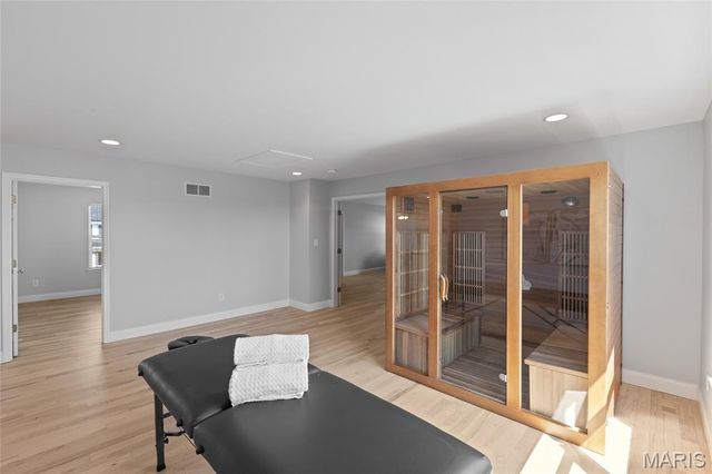 294 Fox Ridge Drive, St Charles, MO 63303