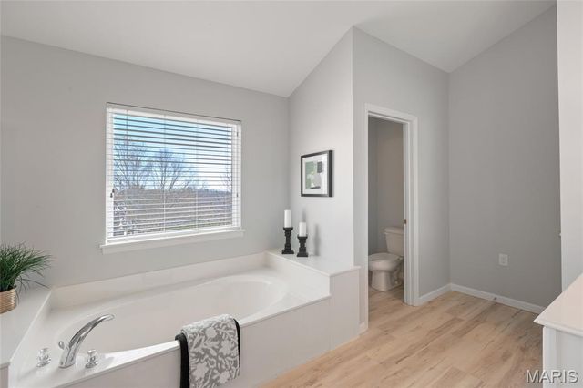 294 Fox Ridge Drive, St Charles, MO 63303