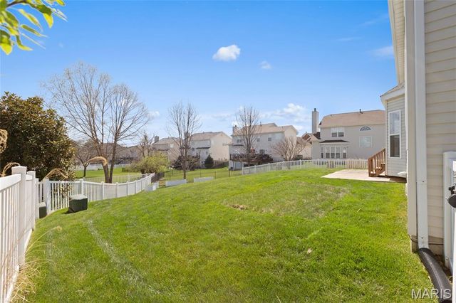 294 Fox Ridge Drive, St Charles, MO 63303