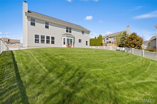 294 Fox Ridge Drive, St Charles, MO 63303