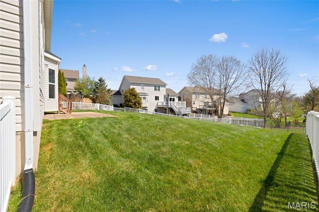 294 Fox Ridge Drive, St Charles, MO 63303