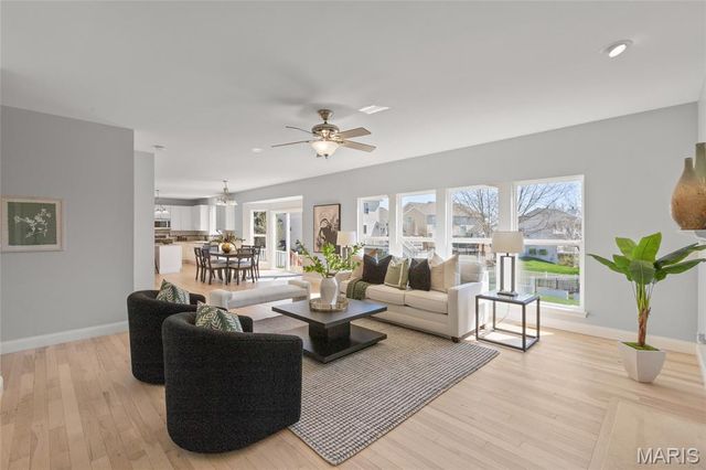 294 Fox Ridge Drive, St Charles, MO 63303