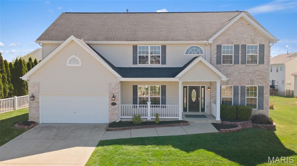 294 Fox Ridge Drive, St Charles, MO 63303