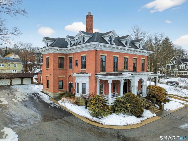 26 Greene Avenue A7, Norwich, CT 06360