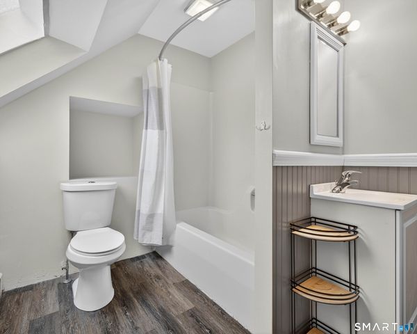 26 Greene Avenue A7, Norwich, CT 06360