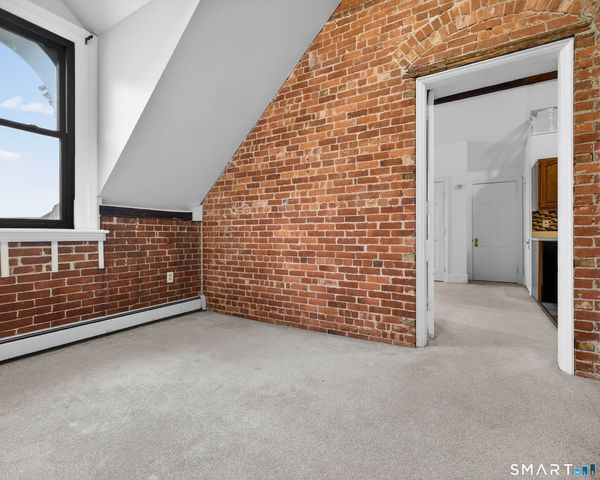 26 Greene Avenue A7, Norwich, CT 06360