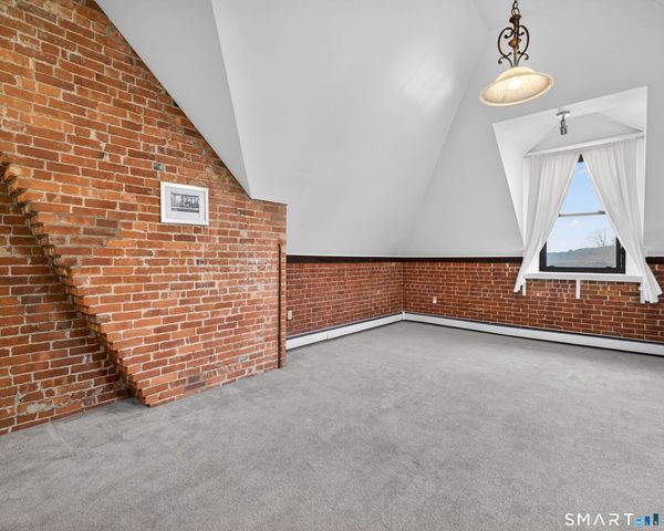 26 Greene Avenue A7, Norwich, CT 06360