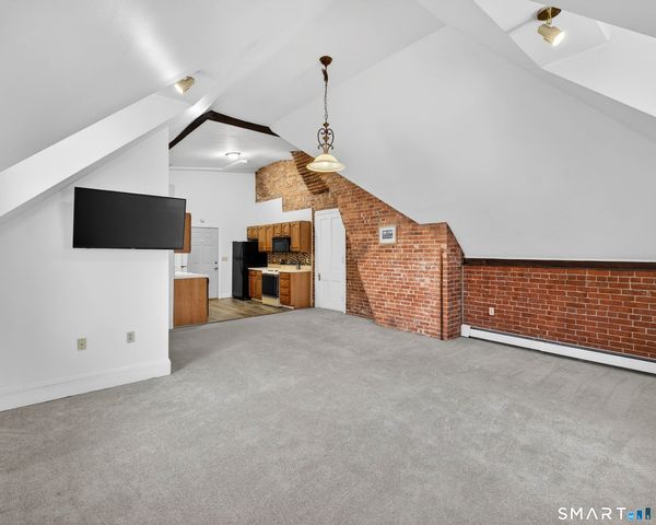 26 Greene Avenue A7, Norwich, CT 06360