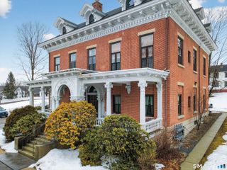 26 Greene Avenue A7, Norwich, CT 06360