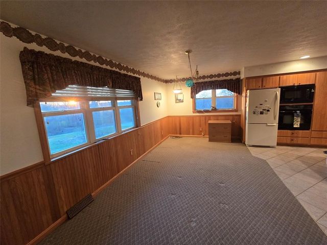 17510 STATE HIGHWAY 8, Centerville, PA 16404