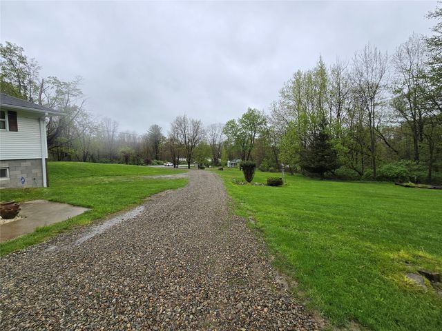 17510 STATE HIGHWAY 8, Centerville, PA 16404