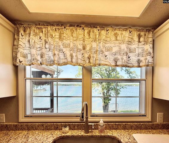 37 Suede Lane, Ridgeway, SC 29130