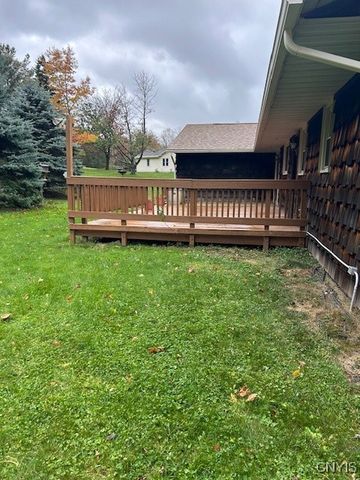 5962 Sugarbush Drive, Lafayette, NY 13159