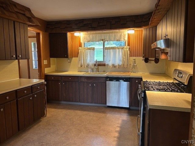 5962 Sugarbush Drive, Lafayette, NY 13159