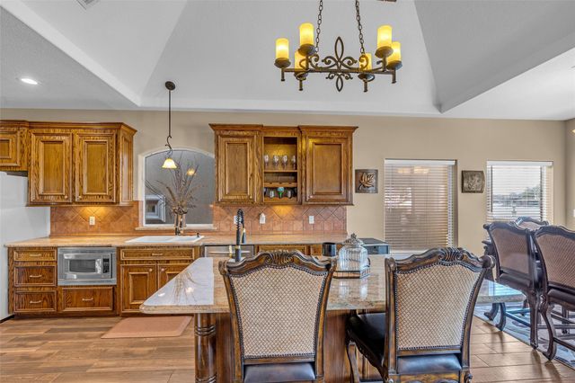 14061 Teel Road, Montgomery, TX 77356