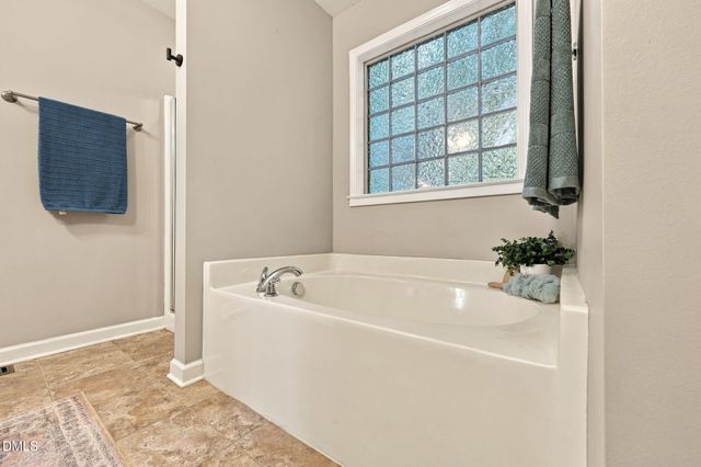 170 Broken Lance Drive, Youngsville, NC 27596