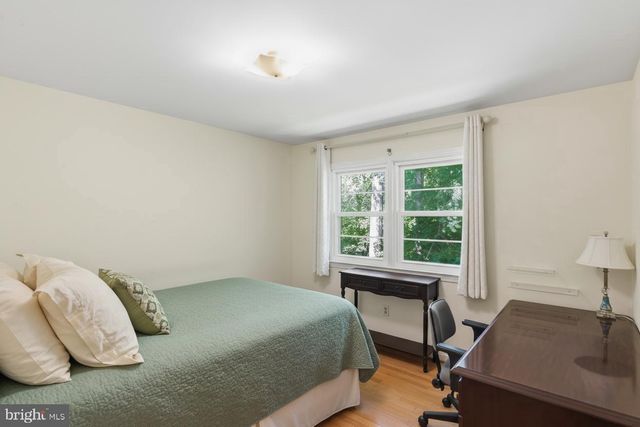 4017 N STAFFORD ST, Arlington, VA 22207