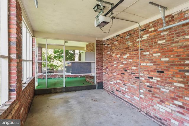 4017 N STAFFORD ST, Arlington, VA 22207
