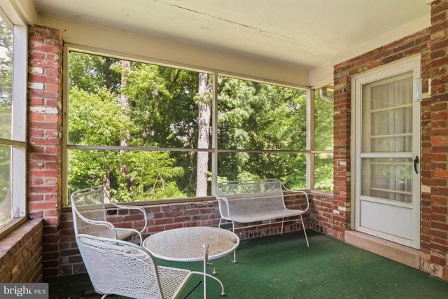 4017 N STAFFORD ST, Arlington, VA 22207