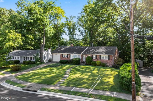 4017 N STAFFORD ST, Arlington, VA 22207