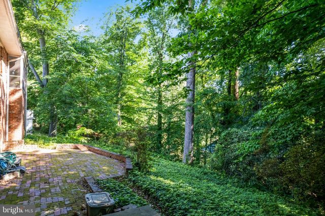 4017 N STAFFORD ST, Arlington, VA 22207