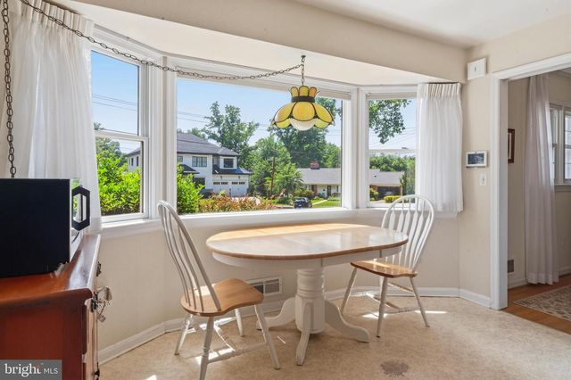 4017 N STAFFORD ST, Arlington, VA 22207