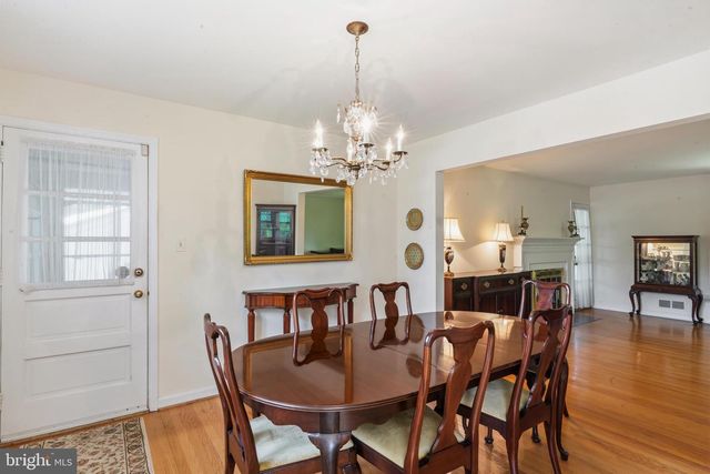 4017 N STAFFORD ST, Arlington, VA 22207