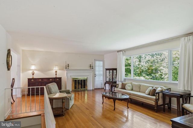 4017 N STAFFORD ST, Arlington, VA 22207