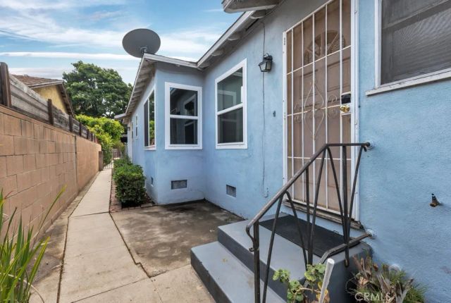 2801 Virginia, Santa Monica, CA 90404