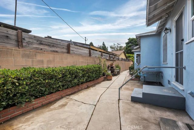 2801 Virginia, Santa Monica, CA 90404