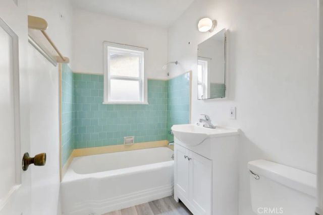 2801 Virginia, Santa Monica, CA 90404