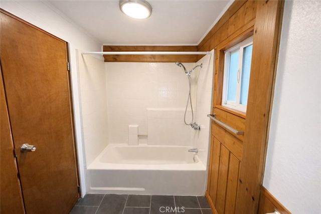 23622 Scenic Drive, Crestline, CA 92325