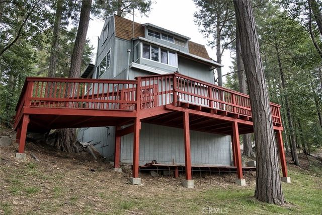 23622 Scenic Drive, Crestline, CA 92325