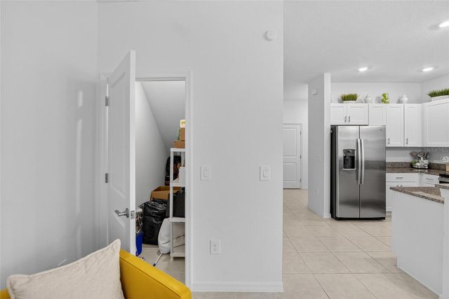 10317 TRUMPET HONEYSUCKLE WAY, San Antonio, FL 33576