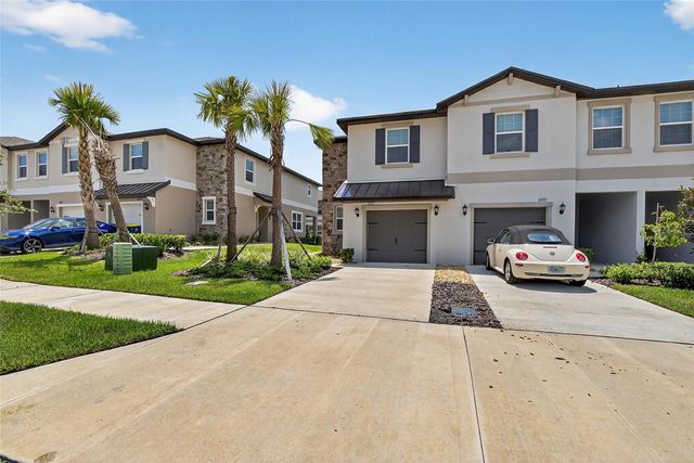 10317 TRUMPET HONEYSUCKLE WAY, San Antonio, FL 33576