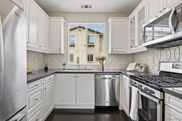16467 Veridian Circle, San Diego, CA 92127