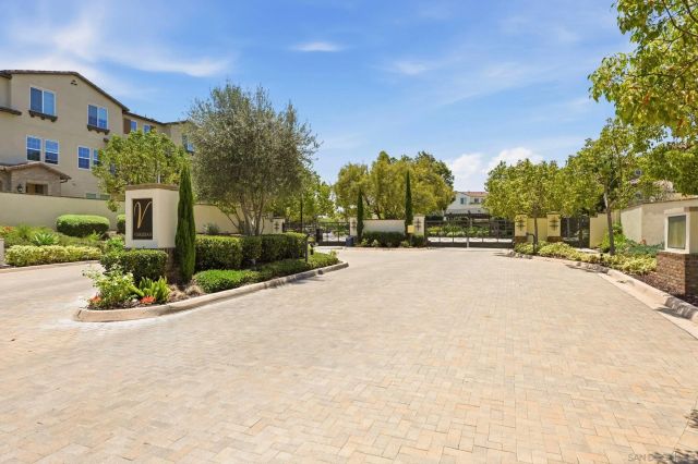 16467 Veridian Circle, San Diego, CA 92127
