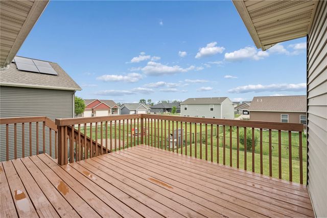 5313 Ruhd Street SW, Cedar Rapids, IA 52404